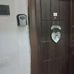 Bora Albania Me Vetsherbim 24 Prane Liqenit Apartment Tirana