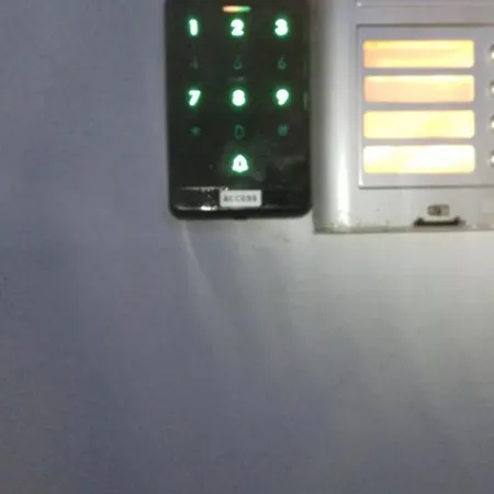 Bora Albania Me Vetsherbim 24 Prane Liqenit Apartment Tirana