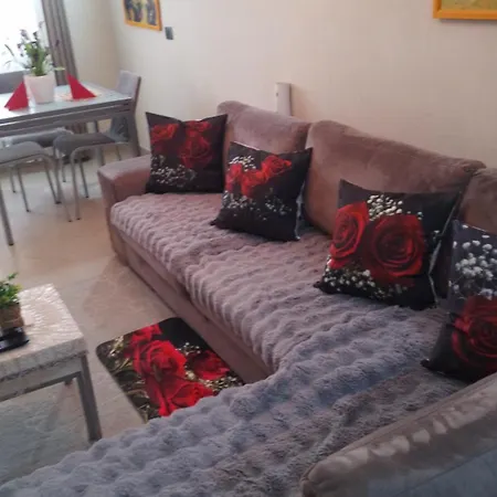 Bora Albania Me Vetsherbim 24 Prane Liqenit