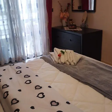 Appartement Bora Albania Me Vetsherbim 24 Prane Liqenit *