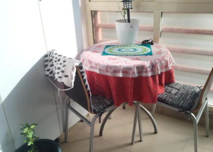 Bora Albania Me Vetsherbim 24 Prane Liqenit