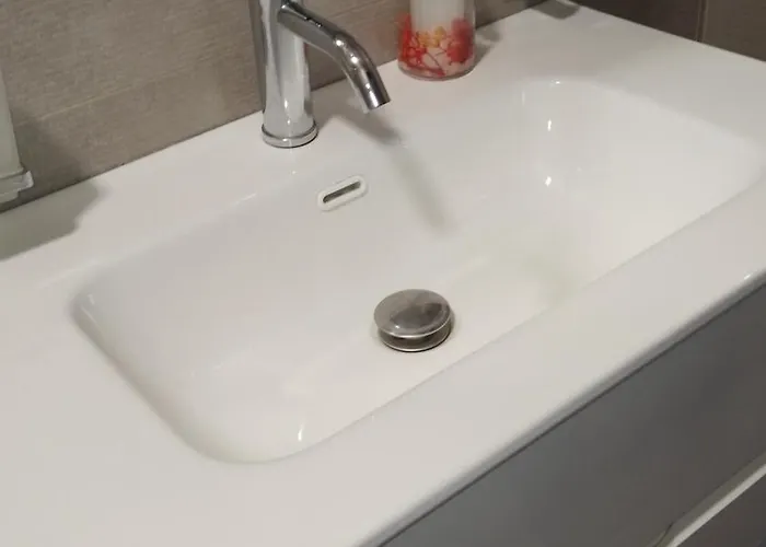 アパート Bora Albania Me Vetsherbim 24 Prane Liqenit